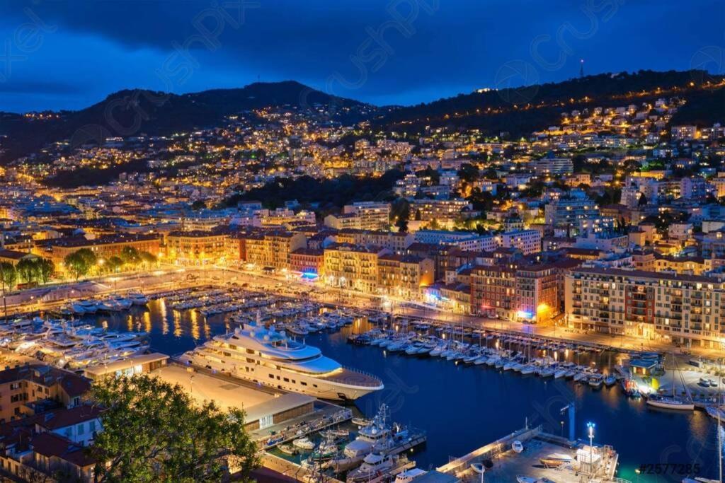 Appartement Charming And Modern Cave In The Heart Of The Port à Nice Extérieur photo