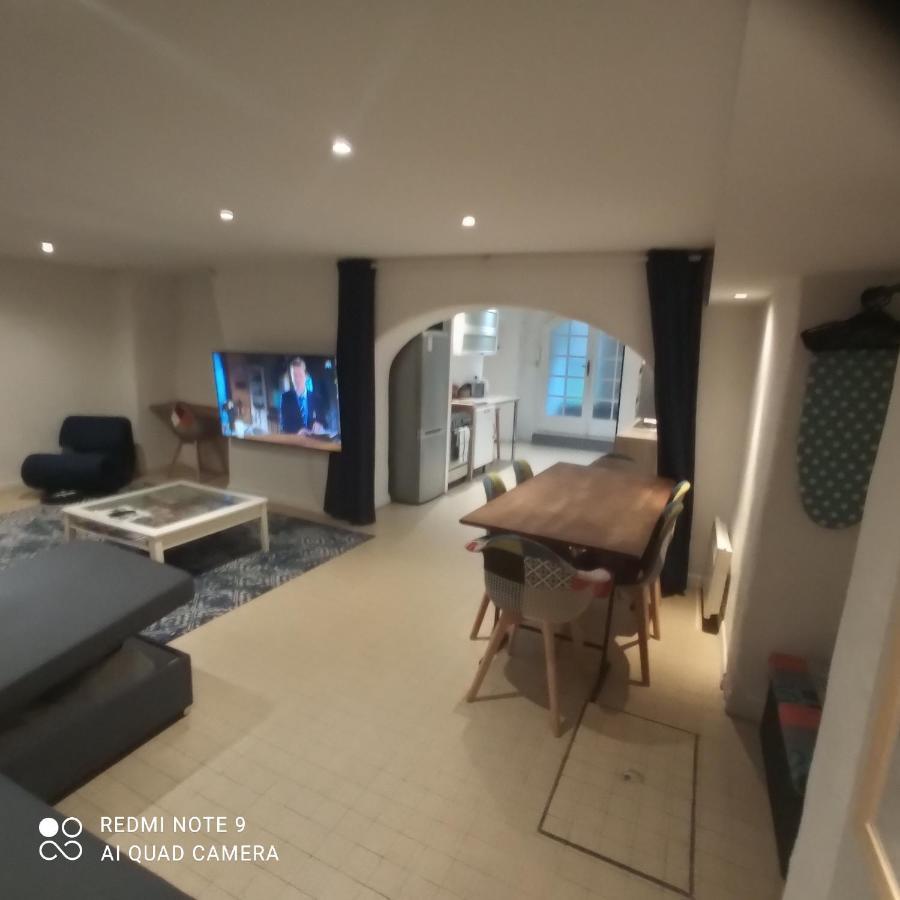 Appartement Charming And Modern Cave In The Heart Of The Port à Nice Extérieur photo